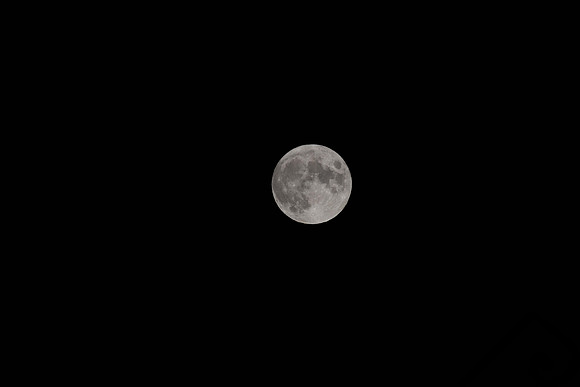 Full moon above Toravaig